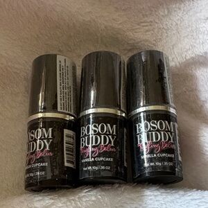 Pure Romance Bosom Buddy Tingling Balm - Vanilla Cupcake